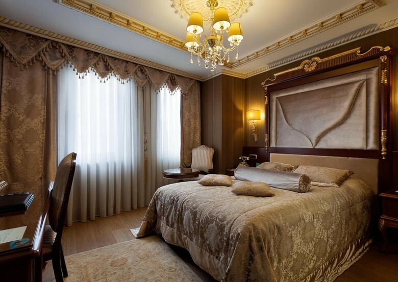 Ottomans Life Hotel S Class