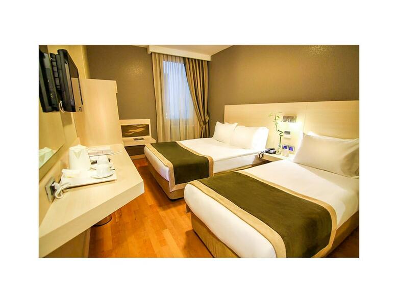 Hotel Troya