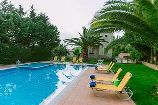 Apartamentos Eleon Villas