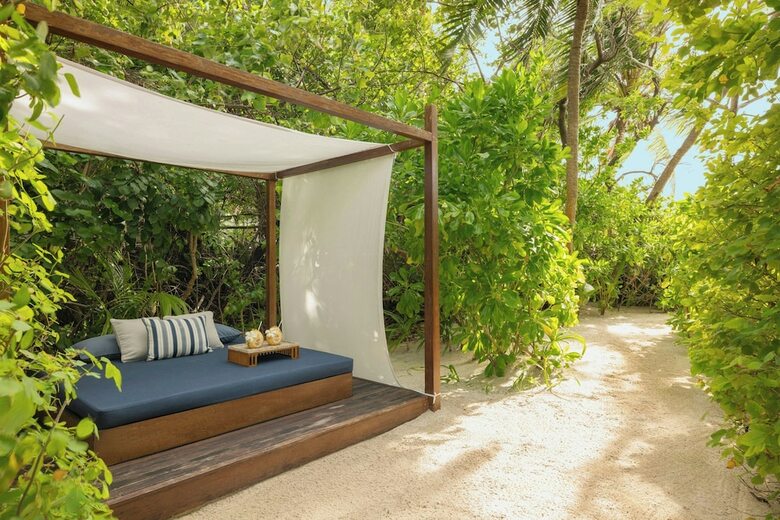 Hotel Raffles Maldives Meradhoo Resort
