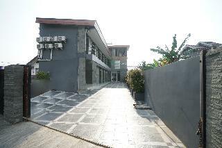 Hotel Oyo 343 Lawang15 Syariah