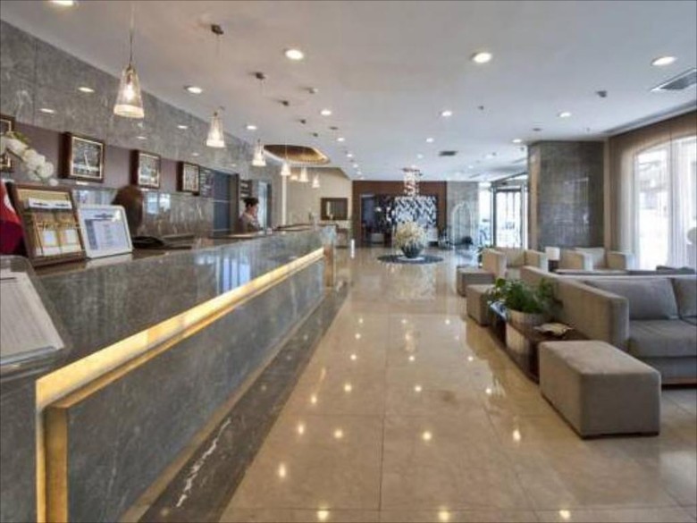 Grand S Hotel