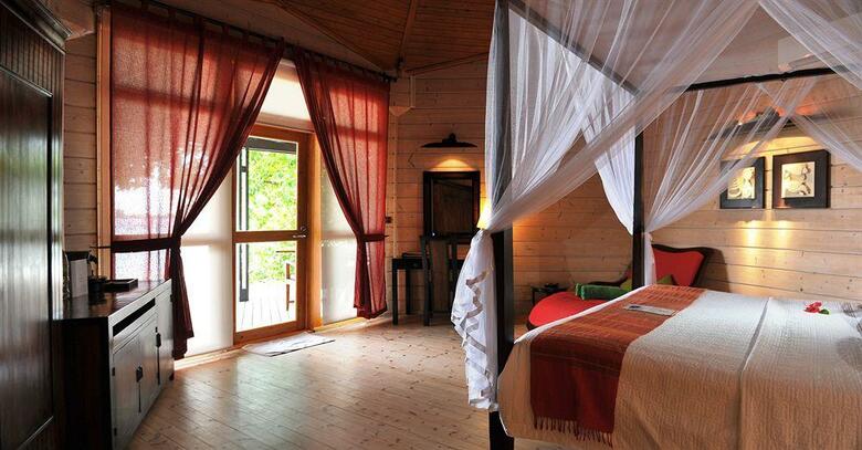 Hotel Komandoo Maldives Island Resort