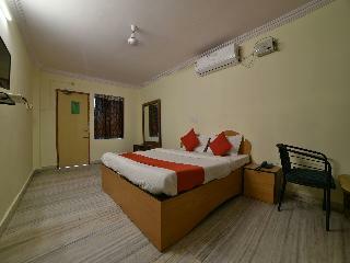 Oyo 10599 Hotel R Inn Residency