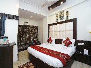 Oyo 11599 Hotel Hi Life
