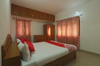 Hotel Oyo 37087 Lmf Paradise Private Limited