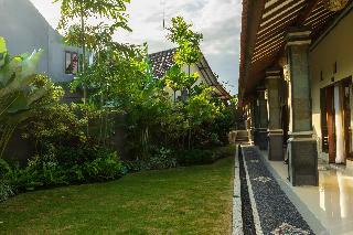 Hotel Lilis Cempaka Mas Guesthouse