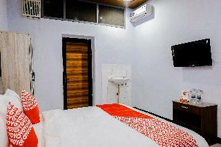 Oyo 1036 Hotel Palem 1
