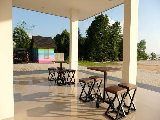 Hotel Oyo 1047 The Holiday Guest House