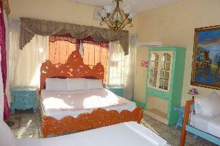Hotel Ivania's