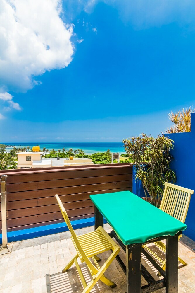 Bed & Breakfast Golden Ocean Azure Hotel