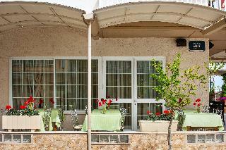 Amfion Hotel