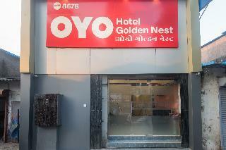 Oyo 8678 Hotel Golden Nest