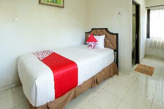 Hotel Oyo 734 Tuban Torres Accomodation