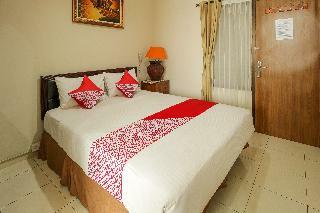 Hotel Oyo 734 Tuban Torres Accomodation