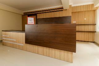 Hotel Reddoorz Plus Near Palembang Square Mall