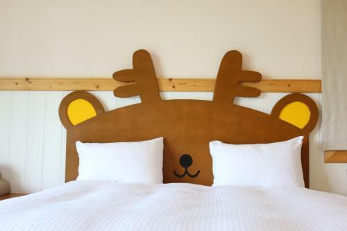 Bear Meets Moose Homestay B&B