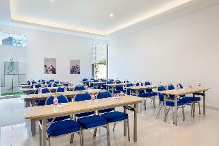 Pop! Hotel Pemuda Semarang