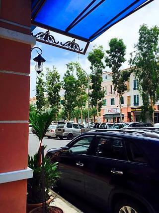 Hotel 91 Street Boutique Inn