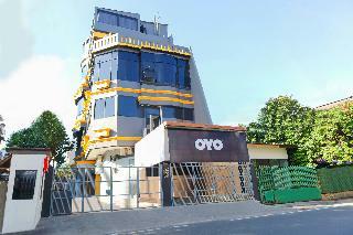 Hotel Oyo 2308 Seven Season Residence