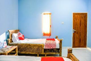 Hotel Oyo 1662 Zury Homestay