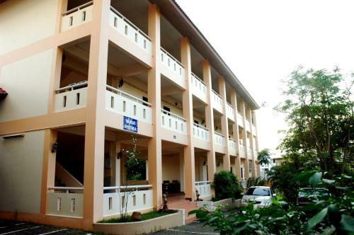 Hostal A Mansion Hotel