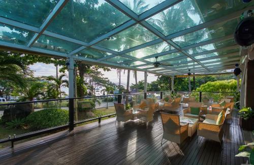 Hotel All Seasons Naiharn Phuket