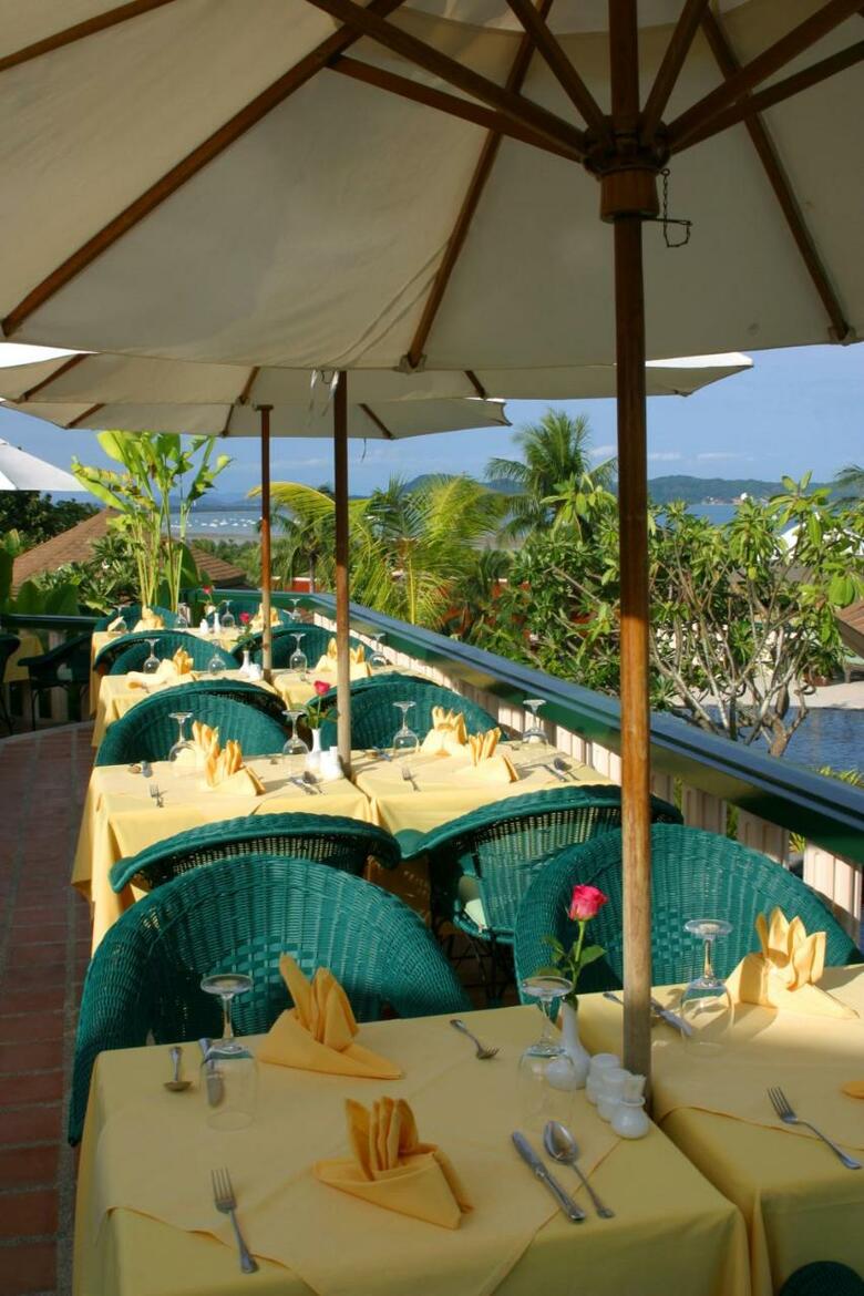 Hotel Mangosteen Resort And Ayurveda Spa