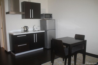 Hotel Siglo Suites @ The Knightsbridge Residences