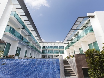 Hotel Kc Beach Club & Pool Villas