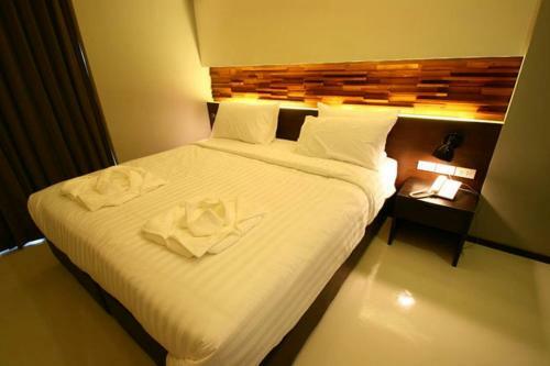 Hotel At One Service