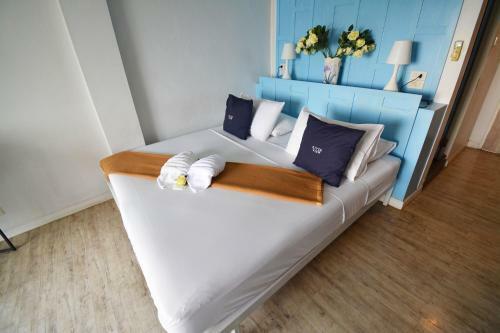 Hostal River View Guest House