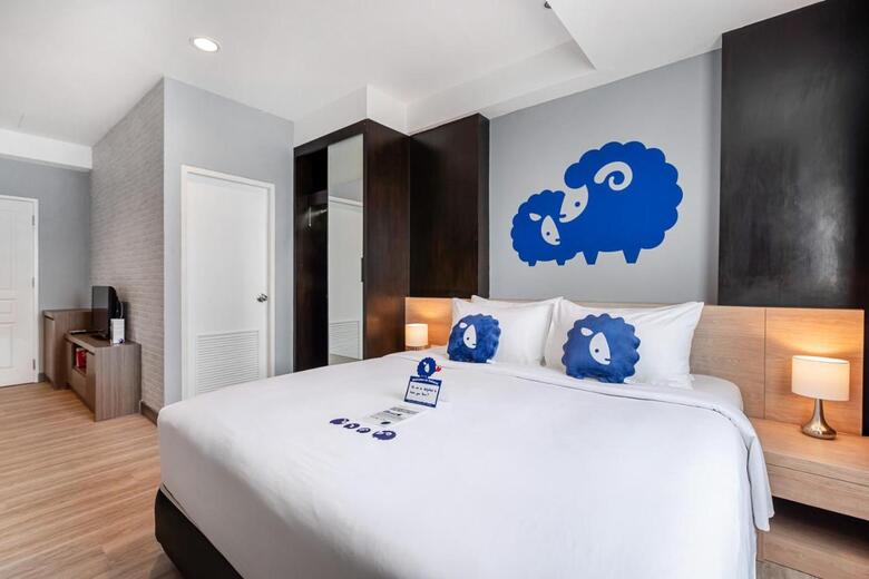Bed & Breakfast Demeter Residences Suites