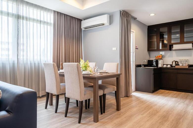 Bed & Breakfast Demeter Residences Suites
