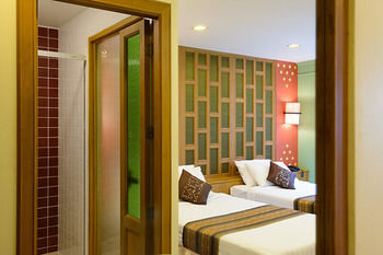 Hotel Golden House