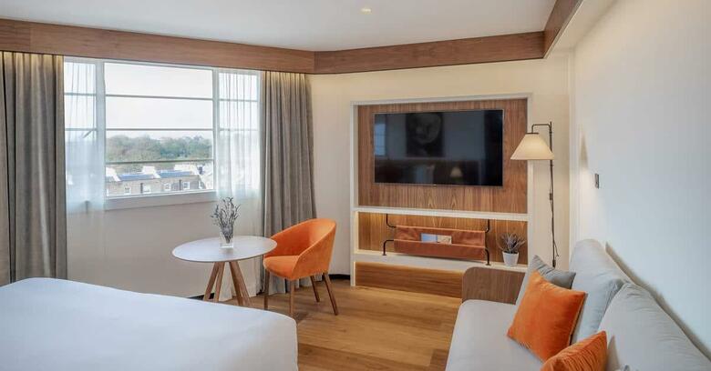 Melia White House Hotel
