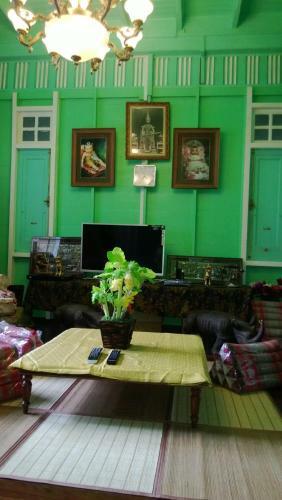 Panida Suite Hotel