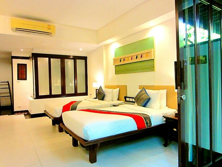 Hotel Yantarasri Resort