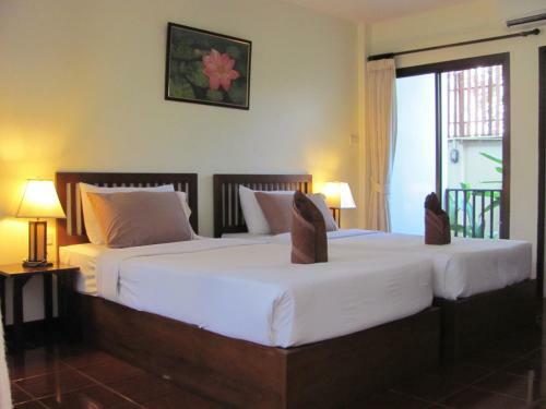 Riverside House Bed & Breakfast
