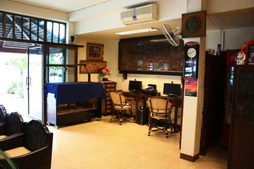Posada Tri Gong Residence