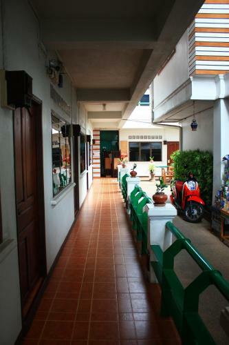 Posada Tri Gong Residence