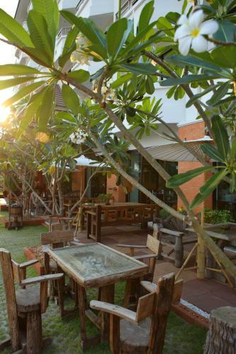 Poonpetch Hotel