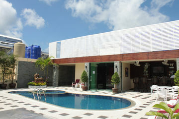 Patong Hemingway's Hotel