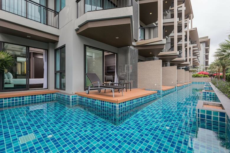 Hotel The Charm Resort Phuket
