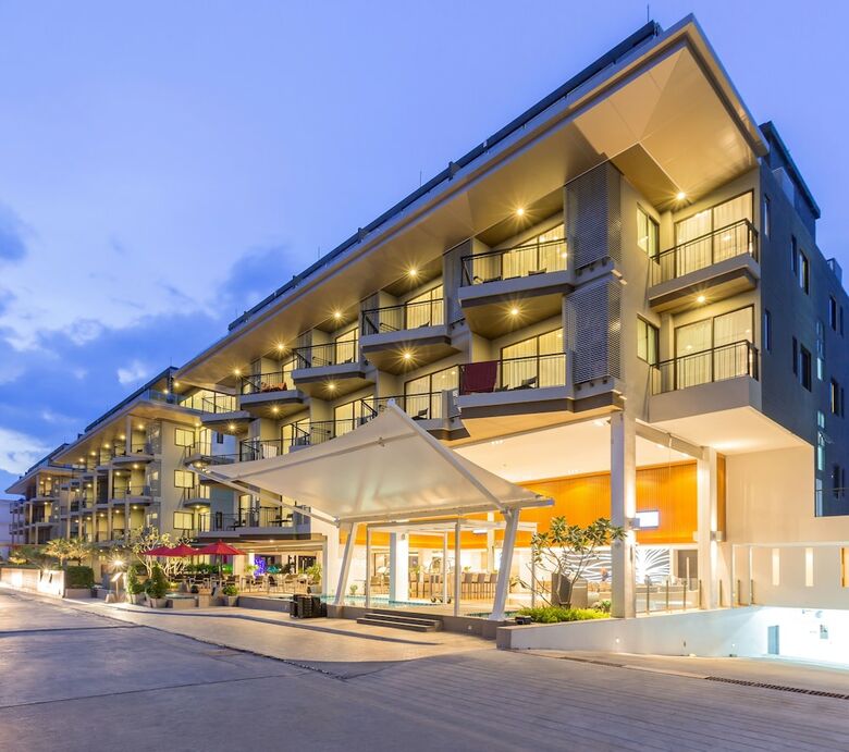 Hotel The Charm Resort Phuket