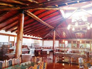 Hotel Lake Manyara Wildlife Lodge