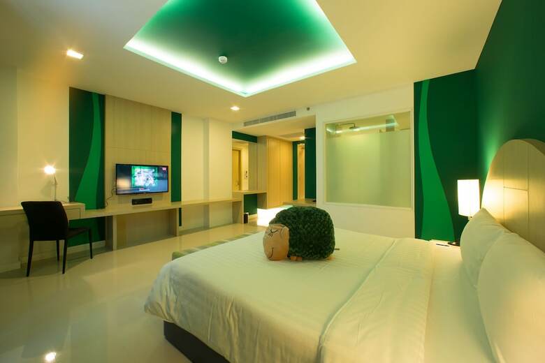 Sleep With Me Hotel Design Hotel @ Patong