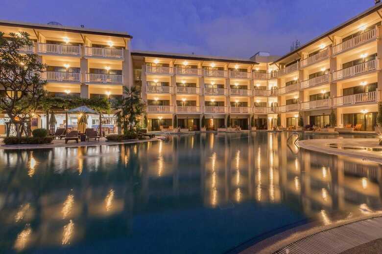 Hotel Thara Patong Beach Resort & Spa