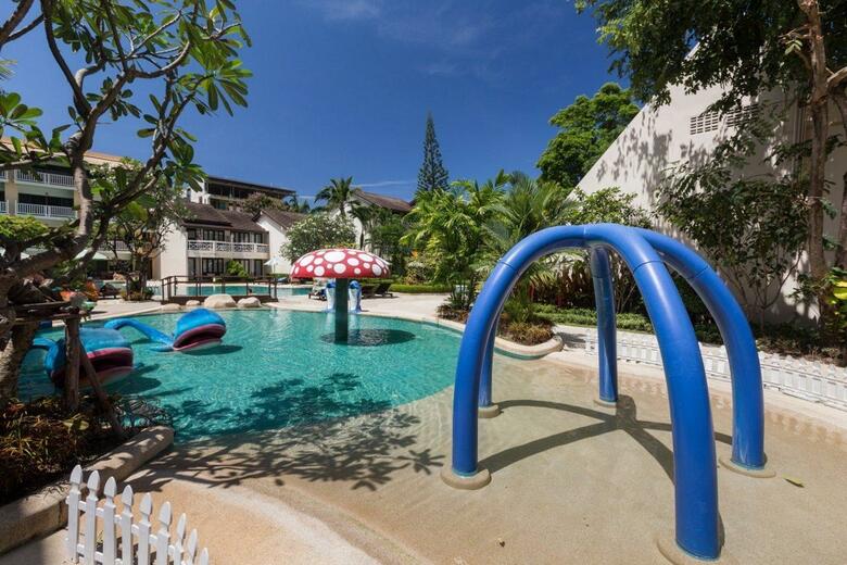 Hotel Thara Patong Beach Resort & Spa