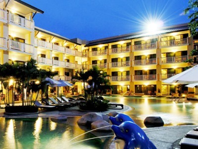 Hotel Thara Patong Beach Resort & Spa